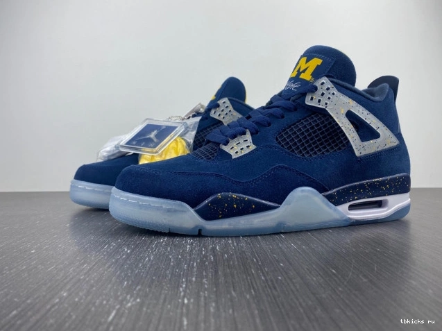 TB AJ4-1036660 Air Jordan Michigan Retro 4 (PE) 0806